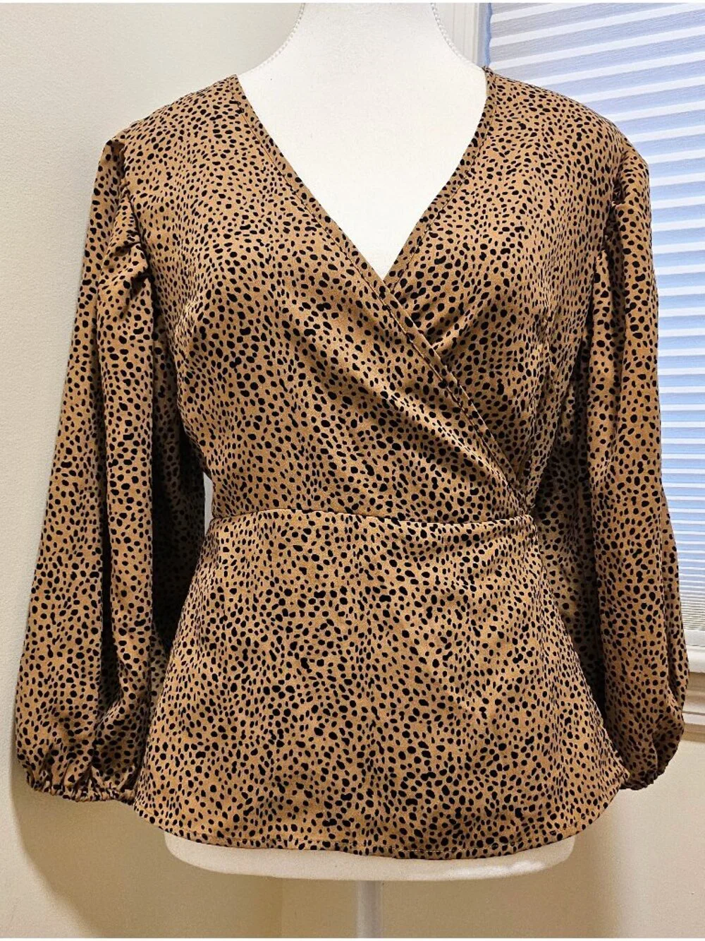 Reset by Jane Cheetah Print Wrap Blouse (M) - Picture 1 of 6